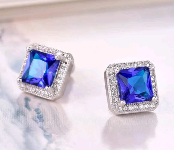 Jewelry - Mew arrival blue sapphire gold filled  earring